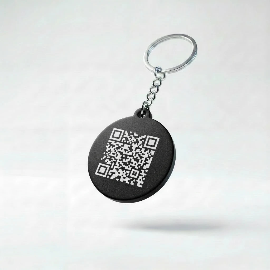 Tył breloka kółko - QR, gładka tekstura